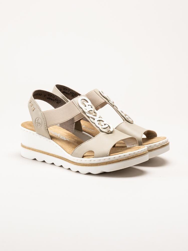 Beige sandaletter med kilklack
