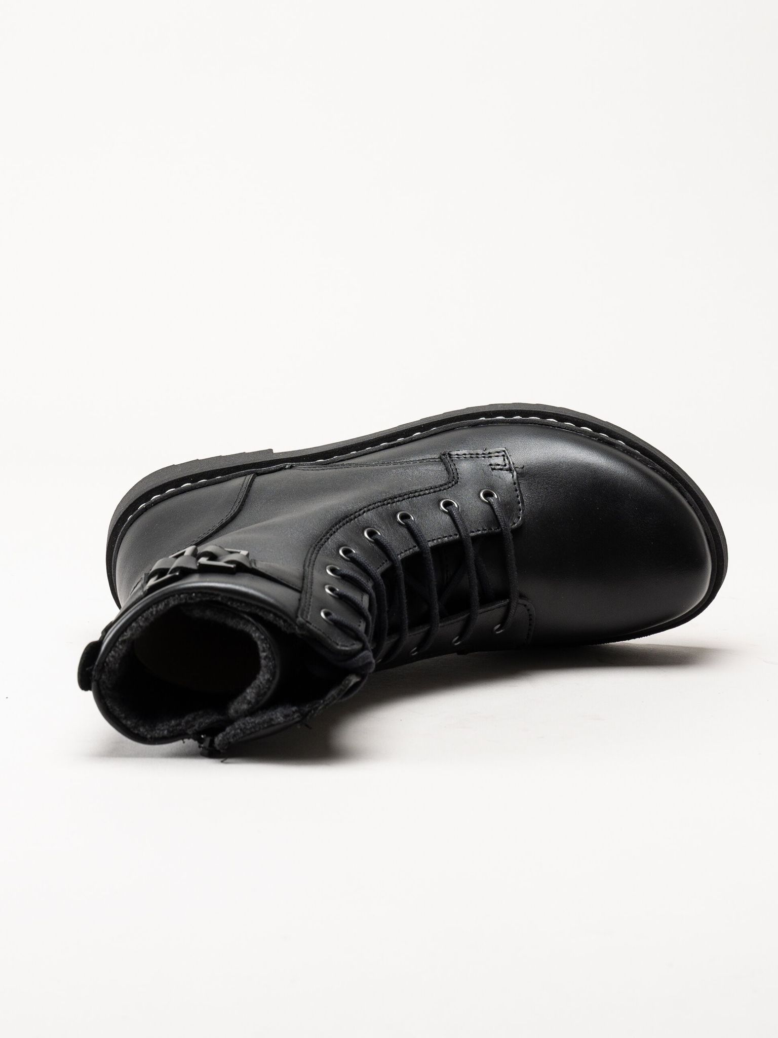 New Feet - Svarta kängor i skinn med Tex-membran