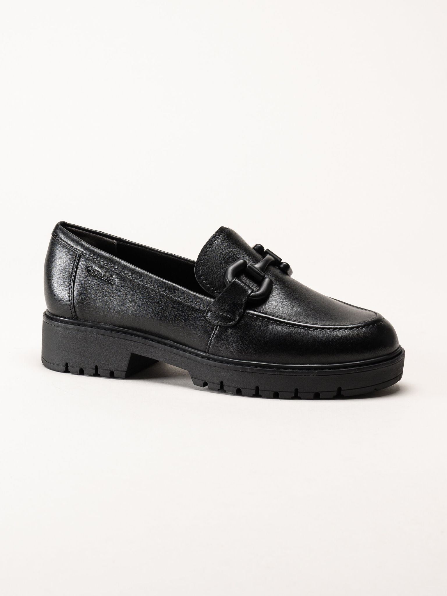 Tamaris - Svarta loafers i skinn