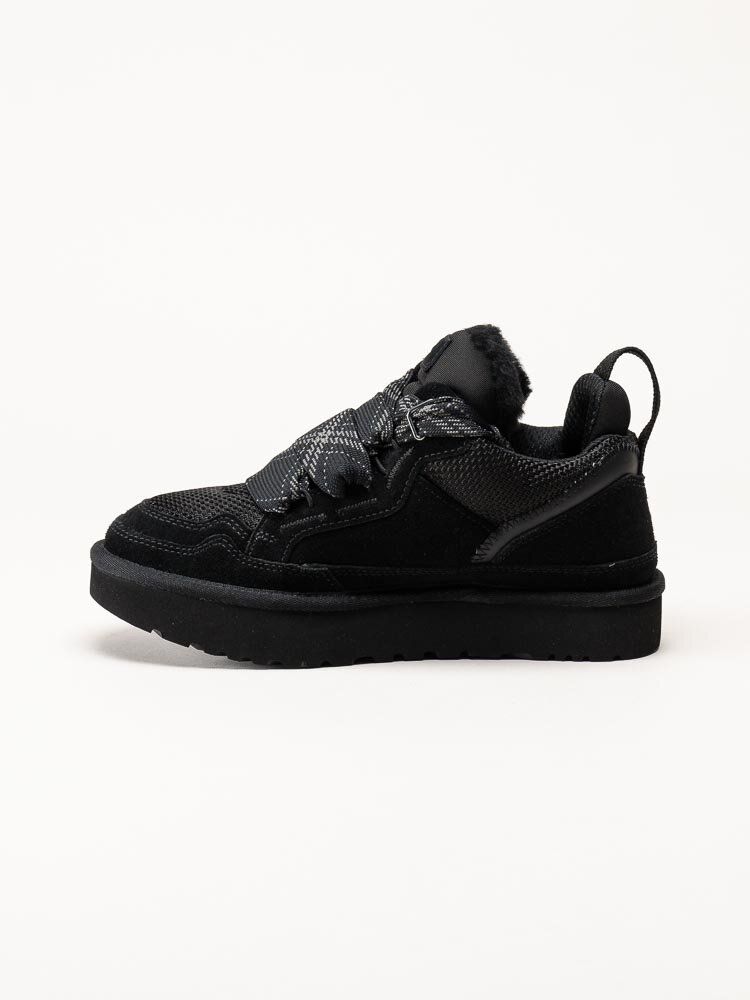 UGG - W Lowmel - Svarta ullfodrade sneakers