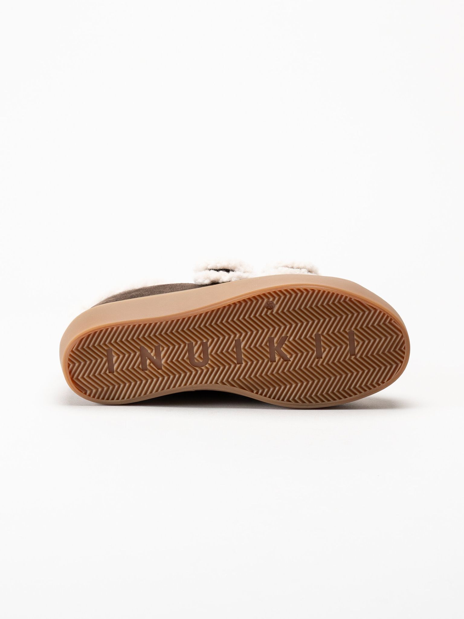 Inuikii - Shearling Low Velcro - Mörkbruna ullfodrade sneakers i mocka