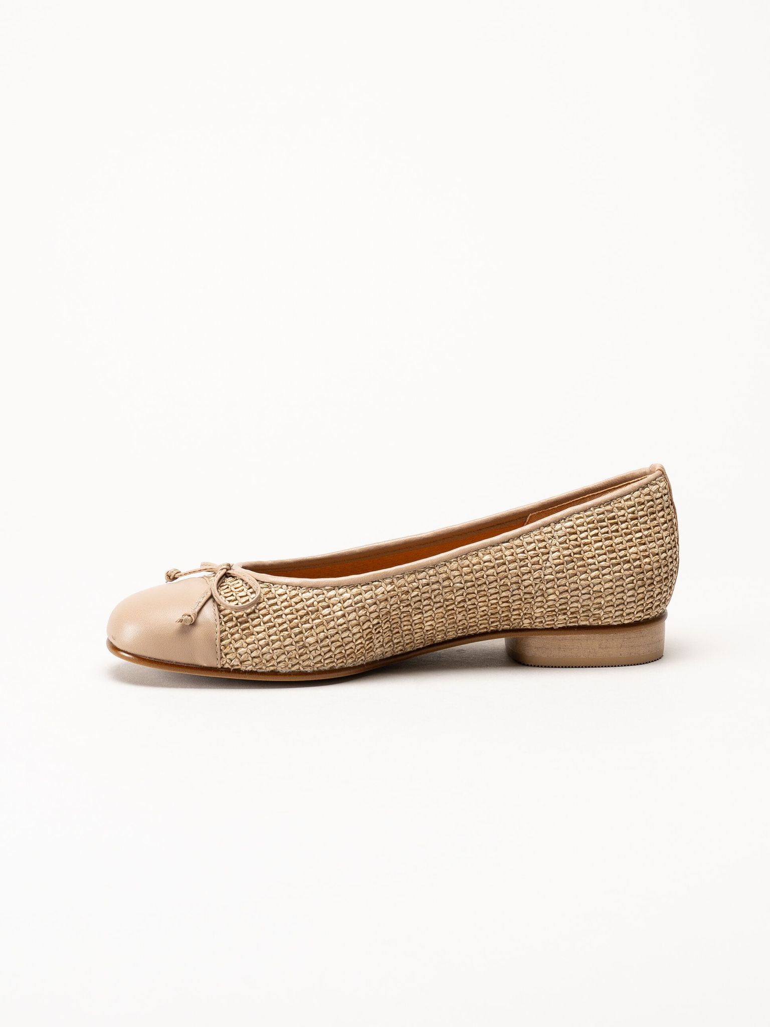Gabor - Beige ballerinaskor i skinn