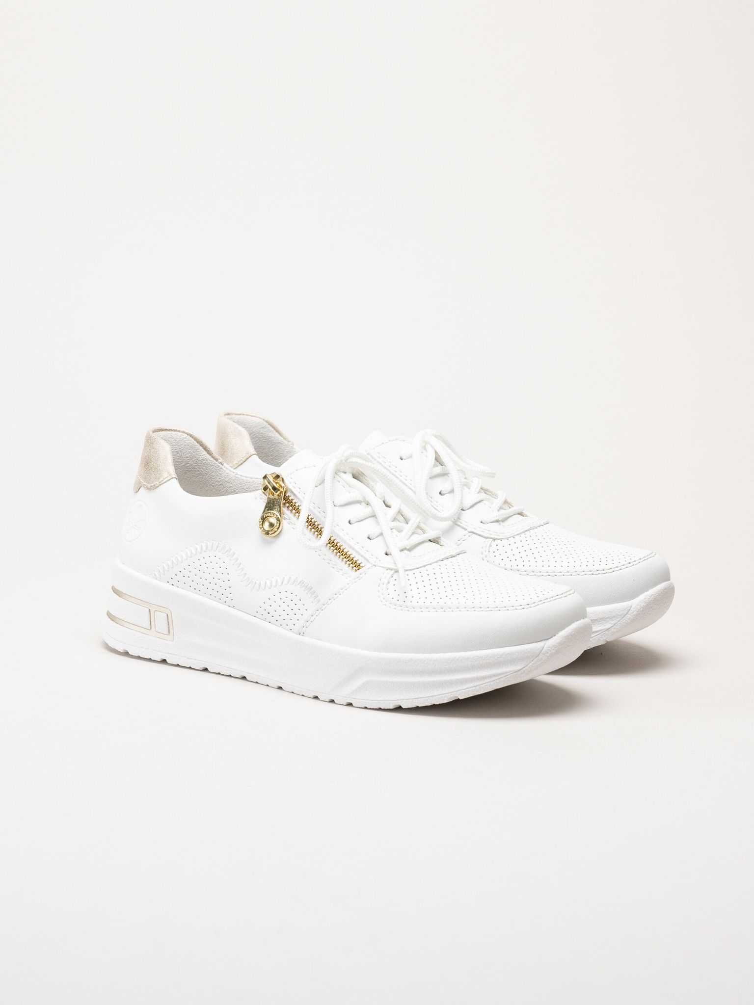 Rieker - Vita sneakers i skinnimitation