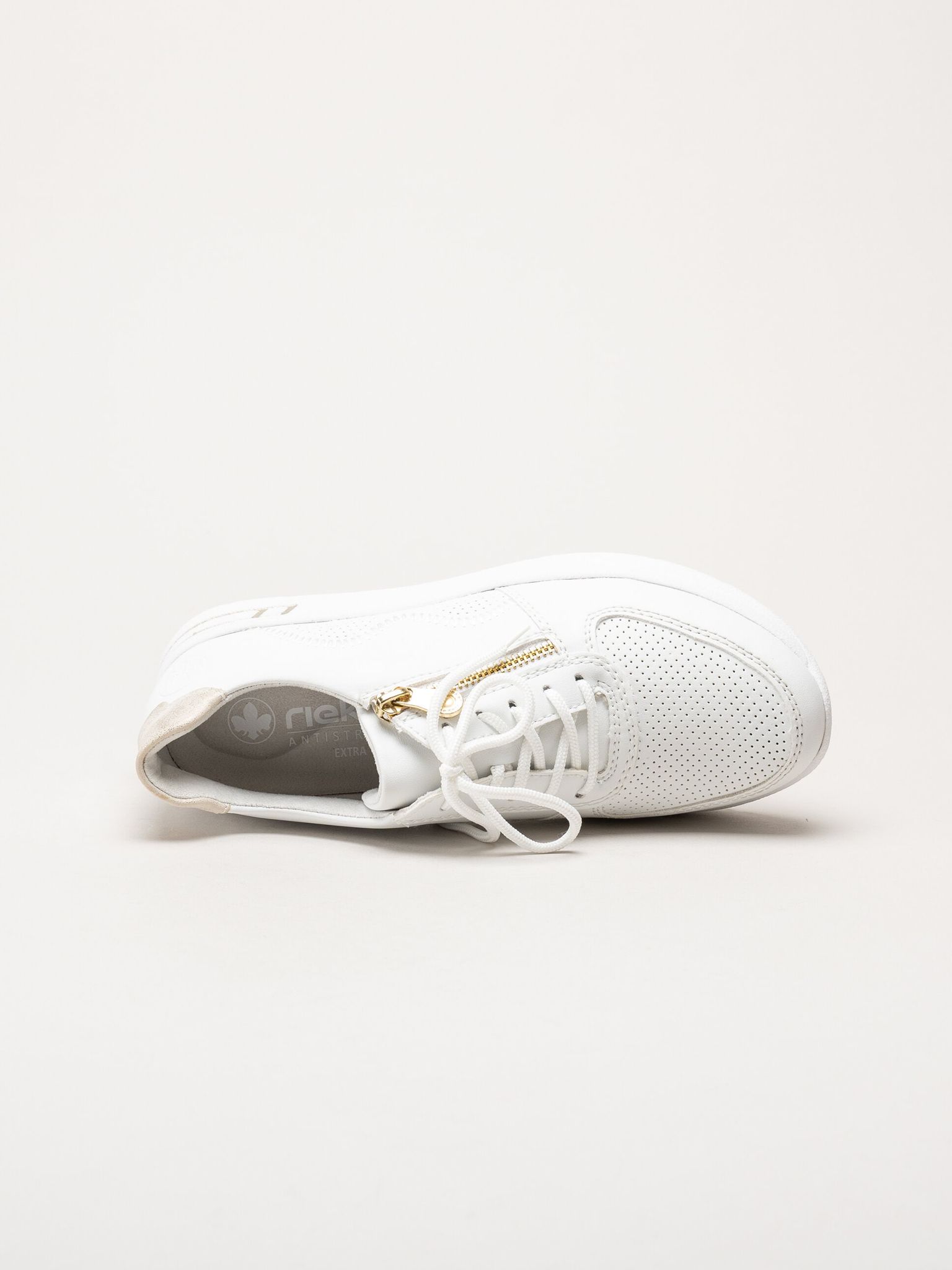 Rieker - Vita sneakers i skinnimitation