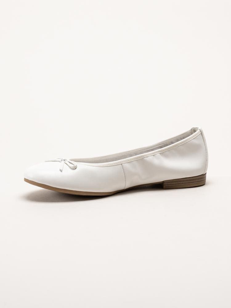 Tamaris - Vita ballerina i skinn