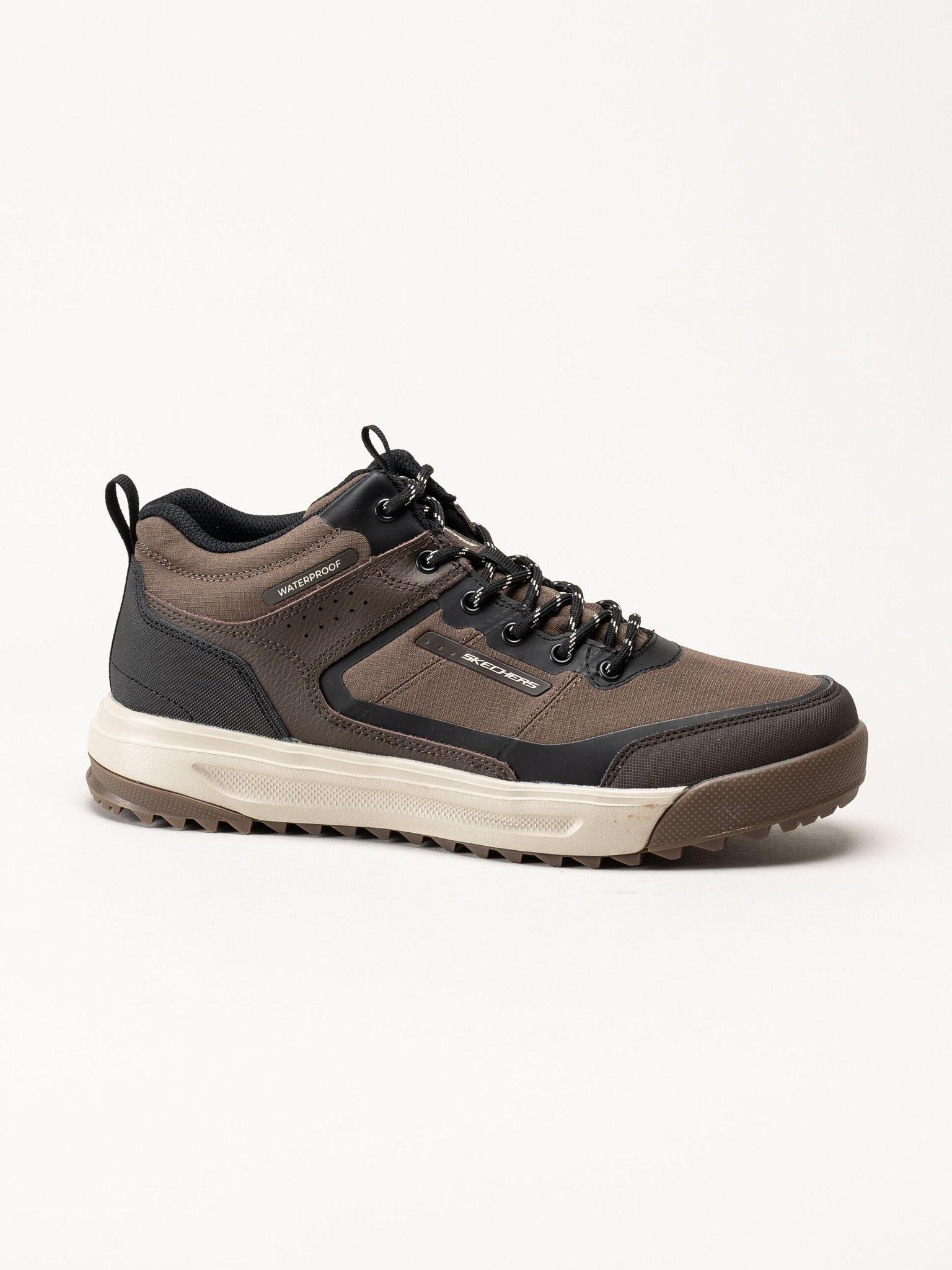 Skechers - Urban Street Hiker - Bruna vattentäta promenadskor