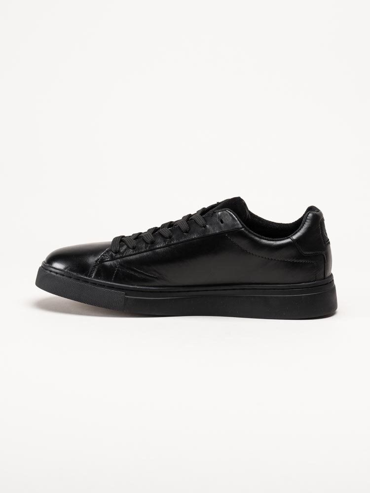 Bugatti - Svarta sneakers i skinn