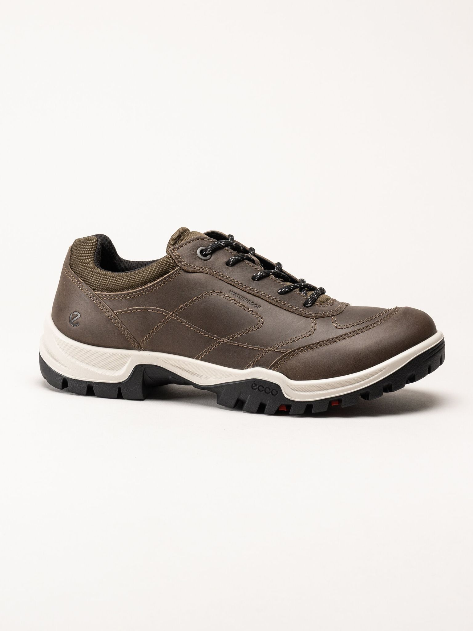 Ecco - Xpedition WP - Bruna promenadskor i oljad nubuck