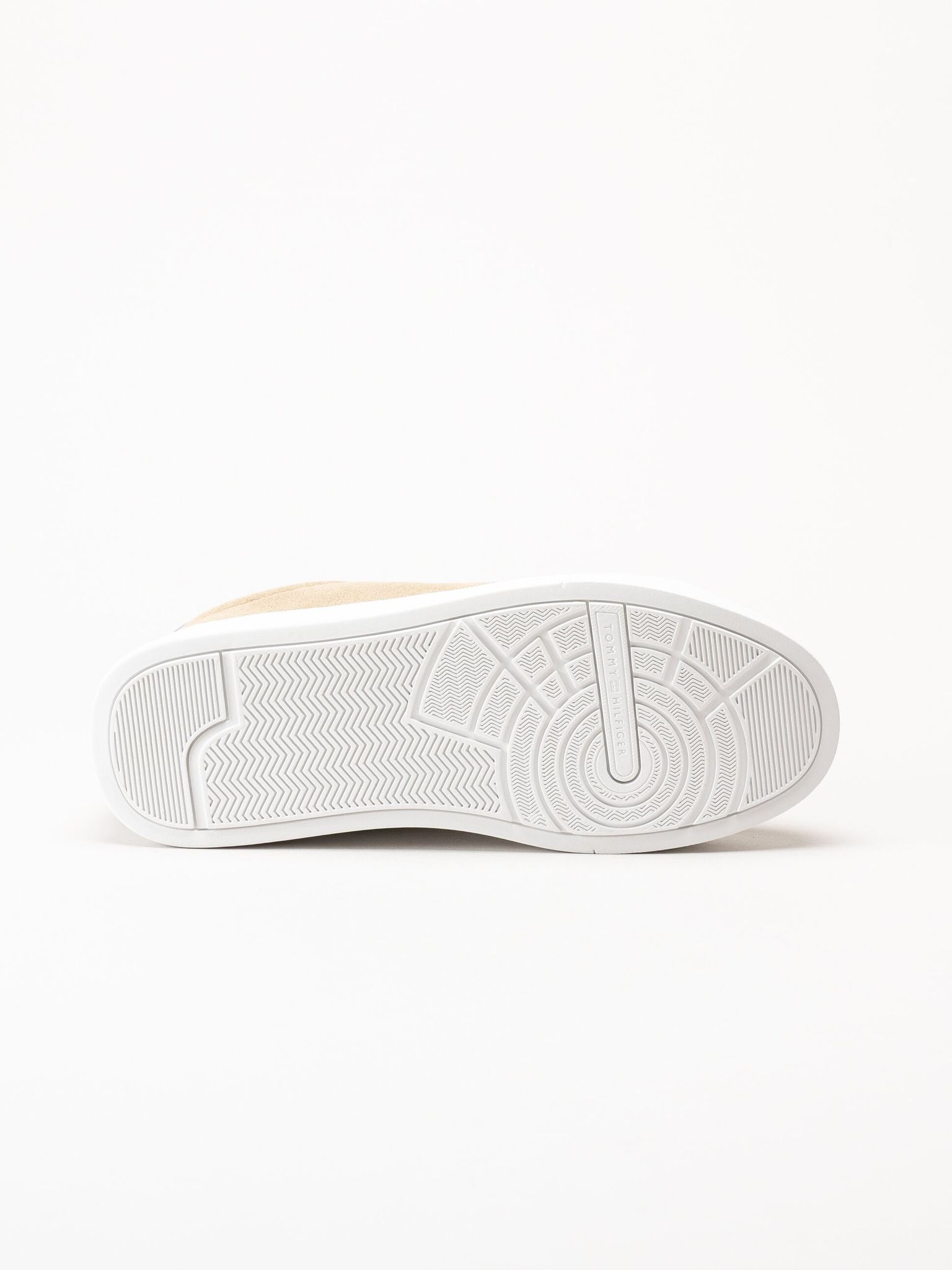 Tommy Hilfiger - TH Court Core Suede - Beige sneakers i mocka