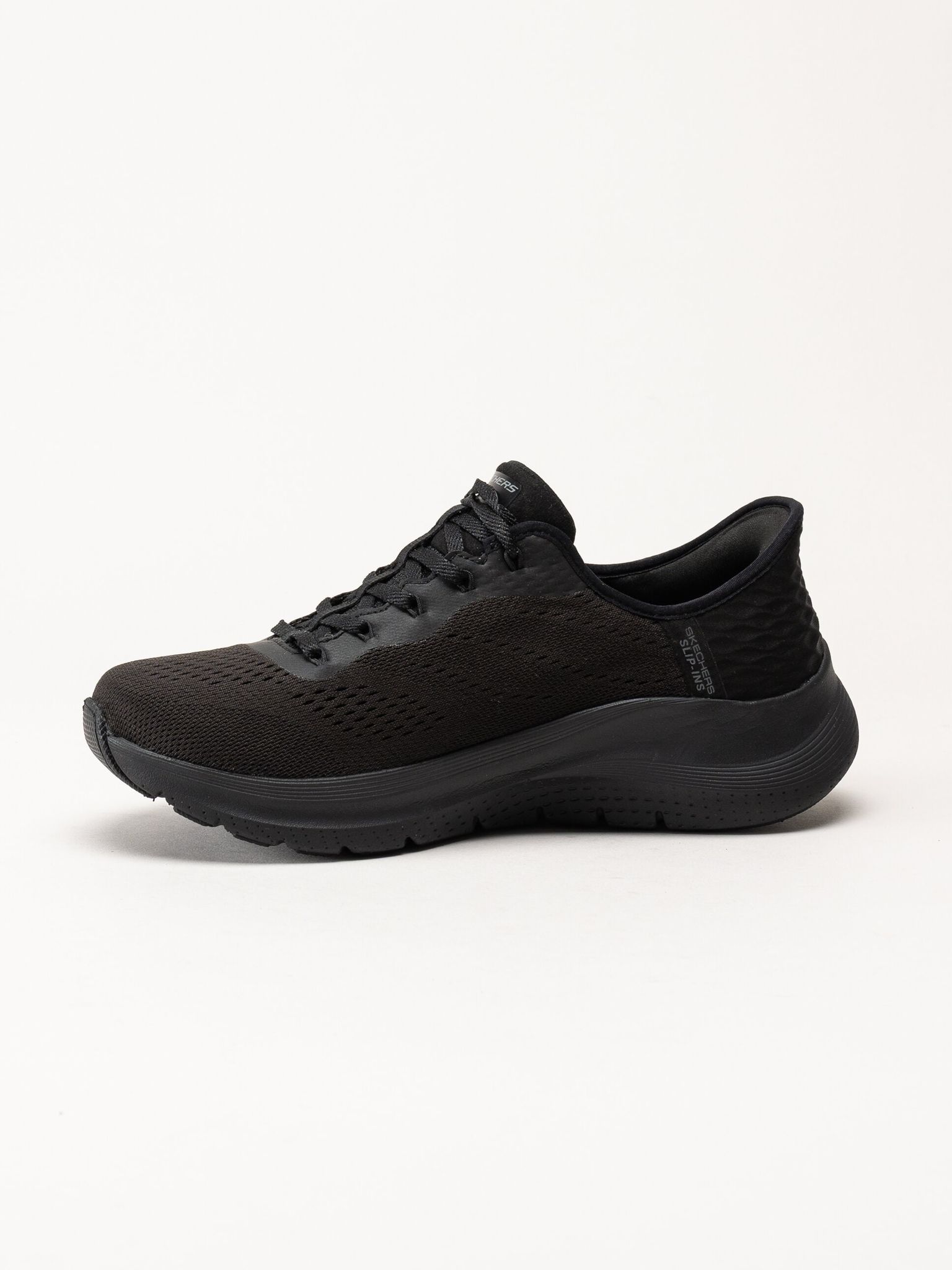 Skechers - Arch Fit 2.0 - Morning Mist - Svarta vattentäta slip-ins sportskor