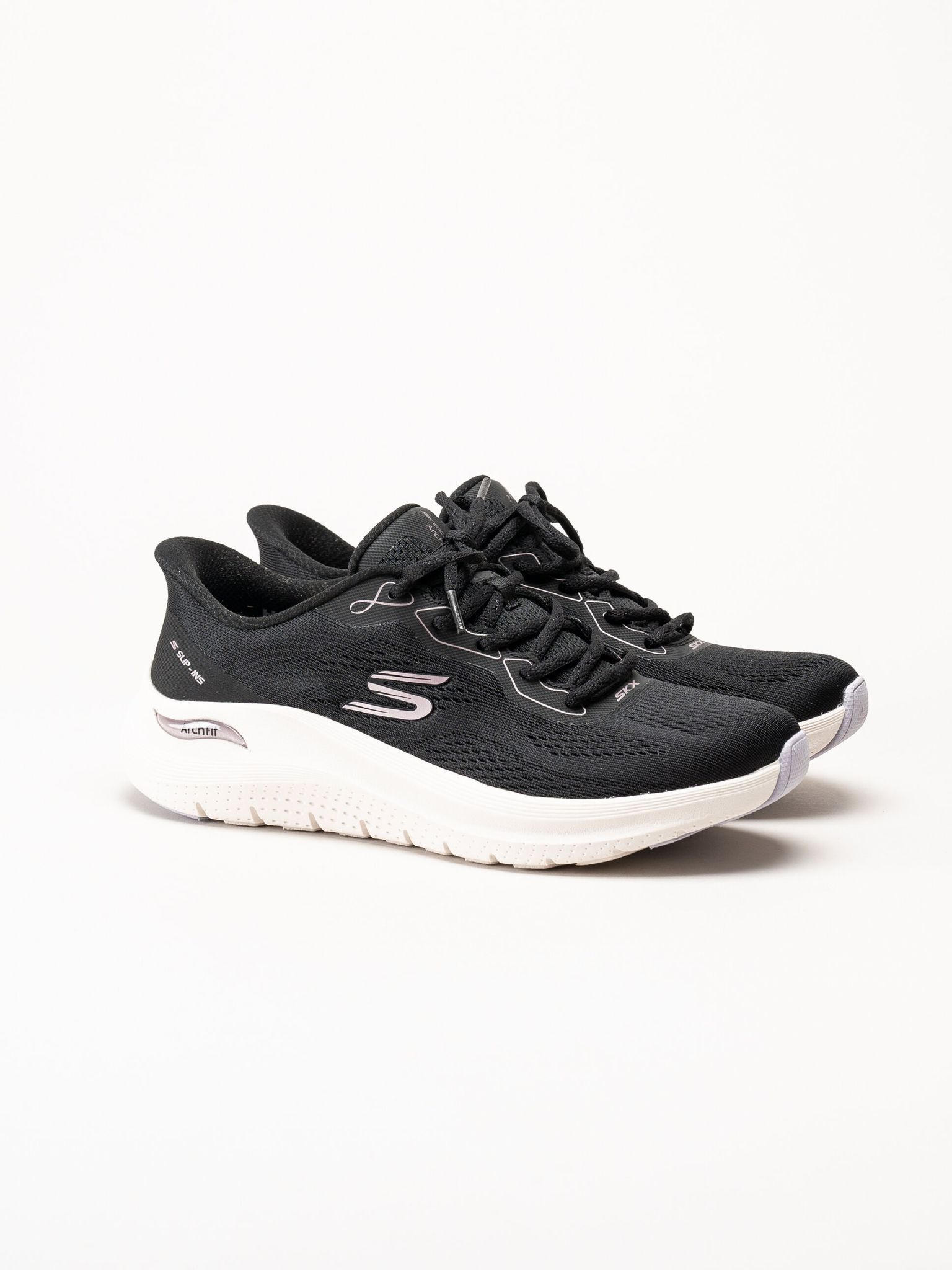 Skechers - Arch Fit 2.0 - Svarta slip-ins sneakers i mesh