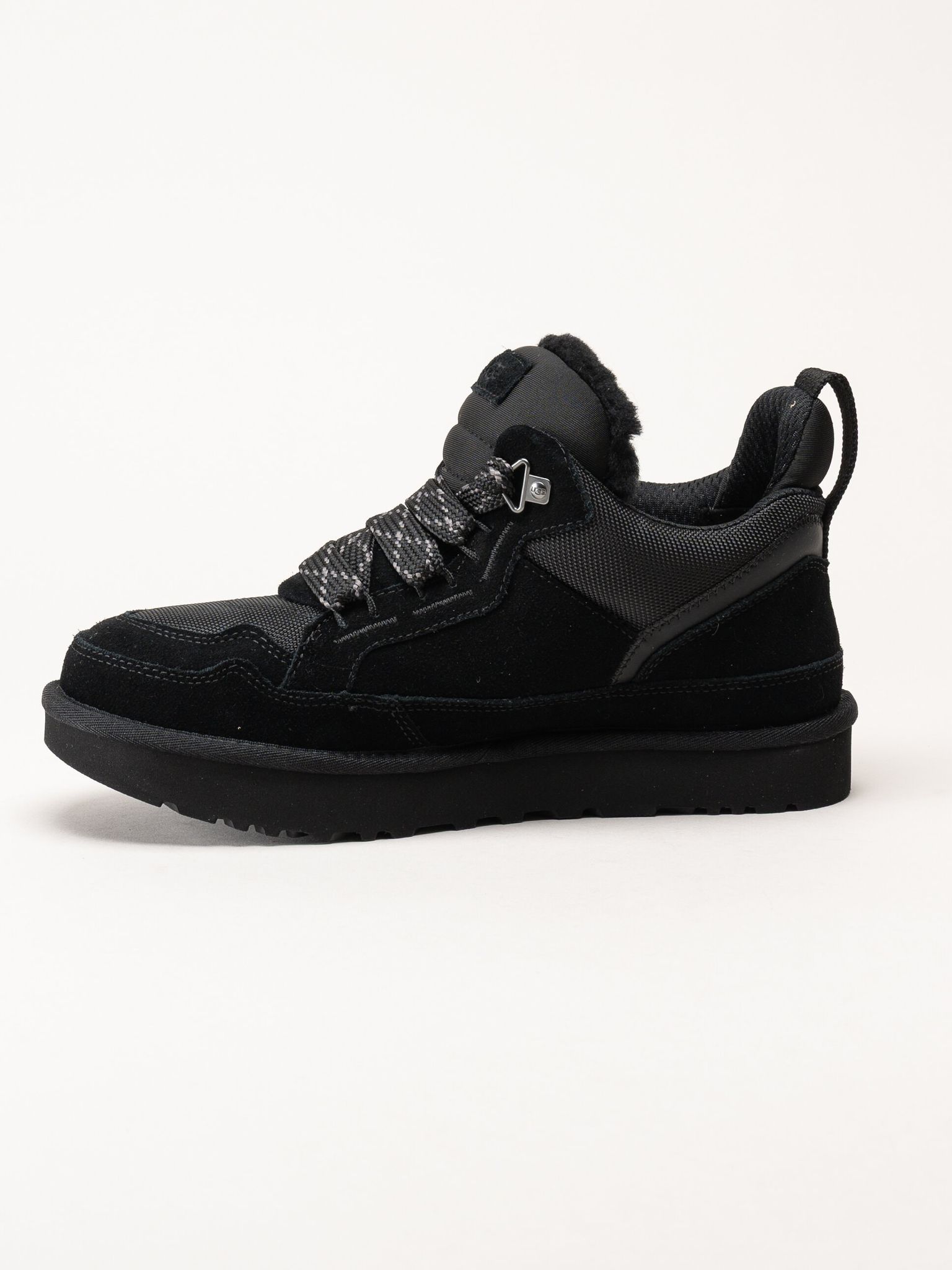 UGG - M Lowmel - Svarta ullfodrade sneakers