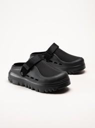 UGG - M PeakMod - Svarta clogs med platå